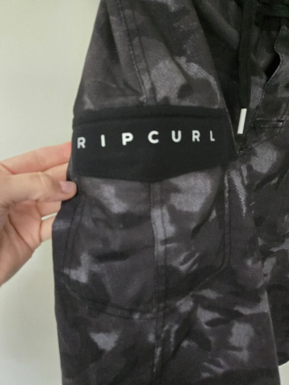 Rip Curl tonal camo